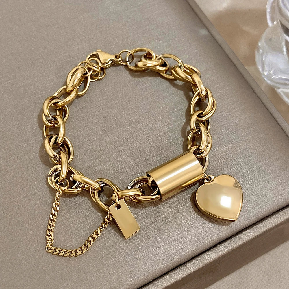 Pulseira de Aço Inoxidável com Trava de Coração, Corrente Banhada a Ouro